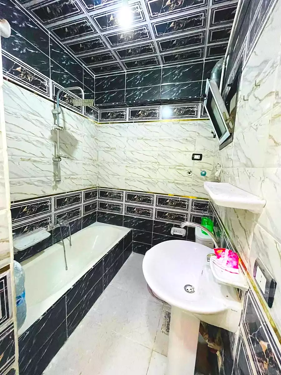 https://aqarmap.com.eg/ar/listing/7182658-for-sale-alexandria-lsywf-el-falki-street-16-el-eslah