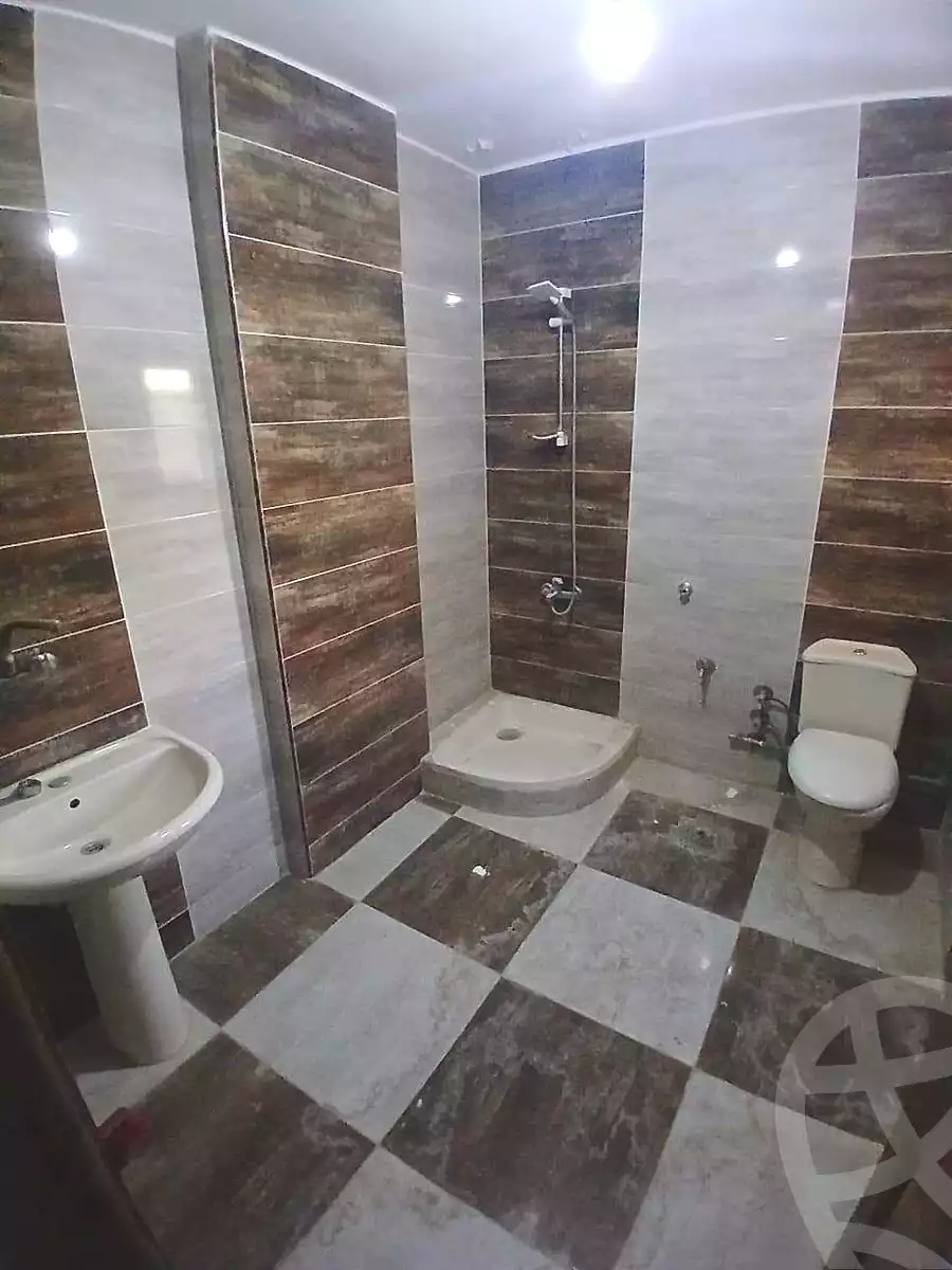 https://aqarmap.com.eg/en/listing/7183812-for-sale-alexandria-al-agamy-el-hanouvel-el-warsha-st