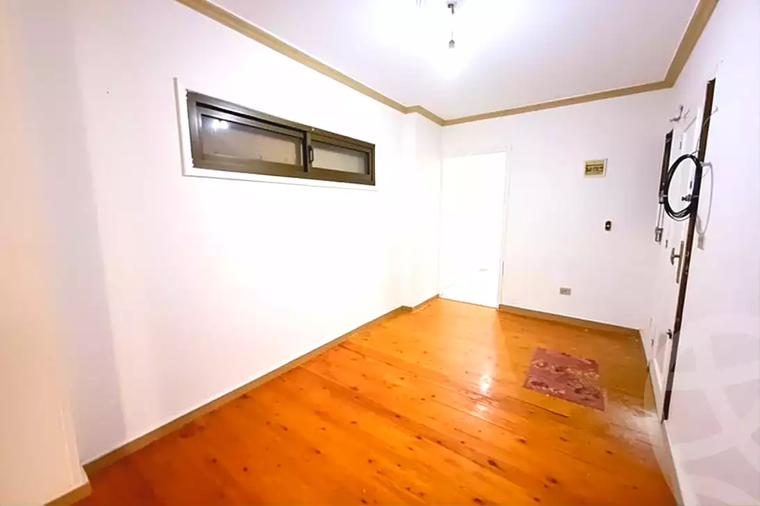 https://aqarmap.com.eg/en/listing/7184280-for-rent-alexandria-ganaklis