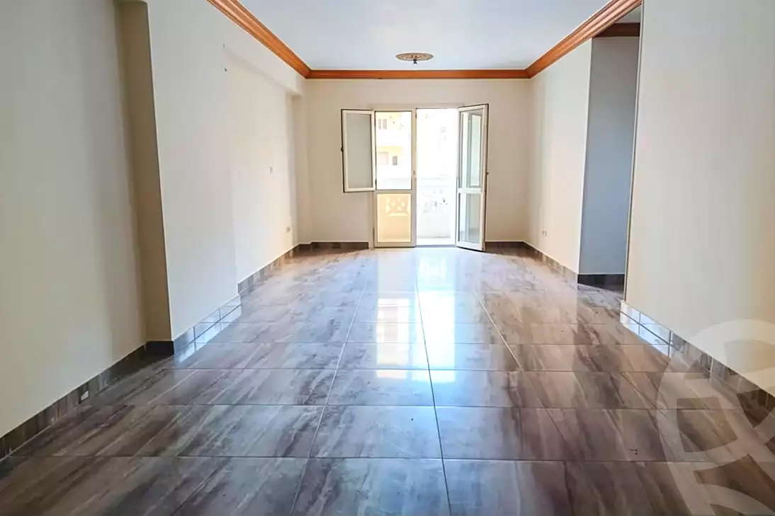 https://aqarmap.com.eg/ar/listing/7184286-for-sale-alexandria-ganaklis