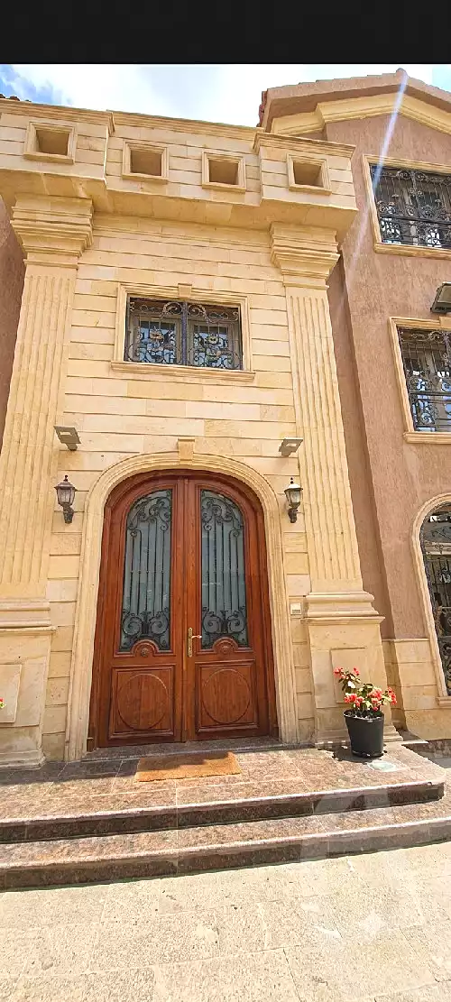 https://aqarmap.com.eg/ar/listing/7134437-for-sale-cairo-new-cairo-compounds-kattameya-hills
