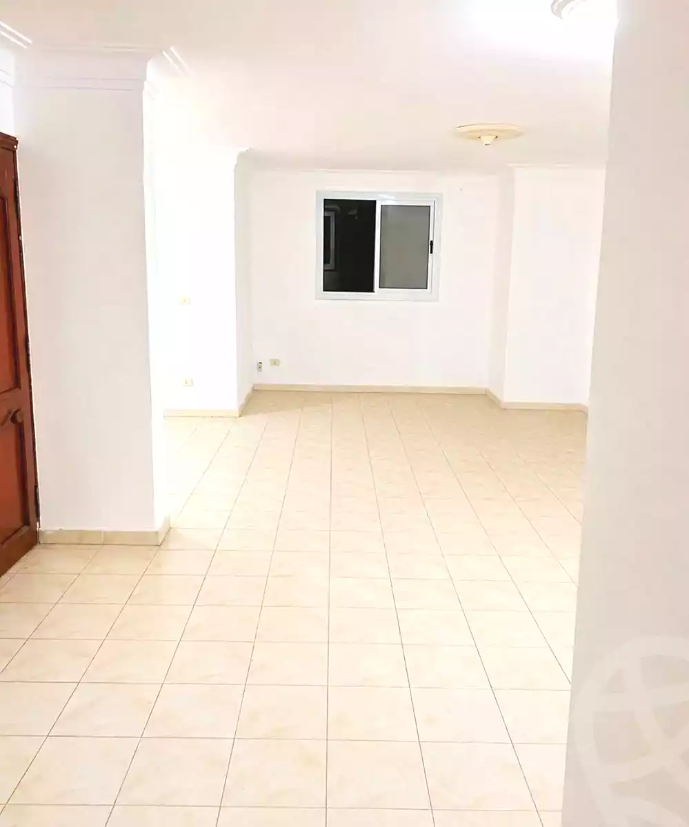 https://aqarmap.com.eg/ar/listing/7184388-for-rent-alexandria-sydy-bshr-sydy-bshr-bhry