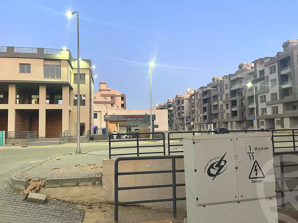 https://aqarmap.com.eg/en/listing/7184633-for-sale-cairo-el-sheikh-zayed-city-compounds