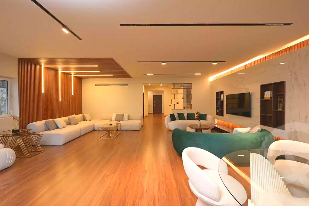 https://aqarmap.com.eg/ar/listing/7184810-for-rent-cairo-new-cairo-compounds-mountain-view-hyde-park