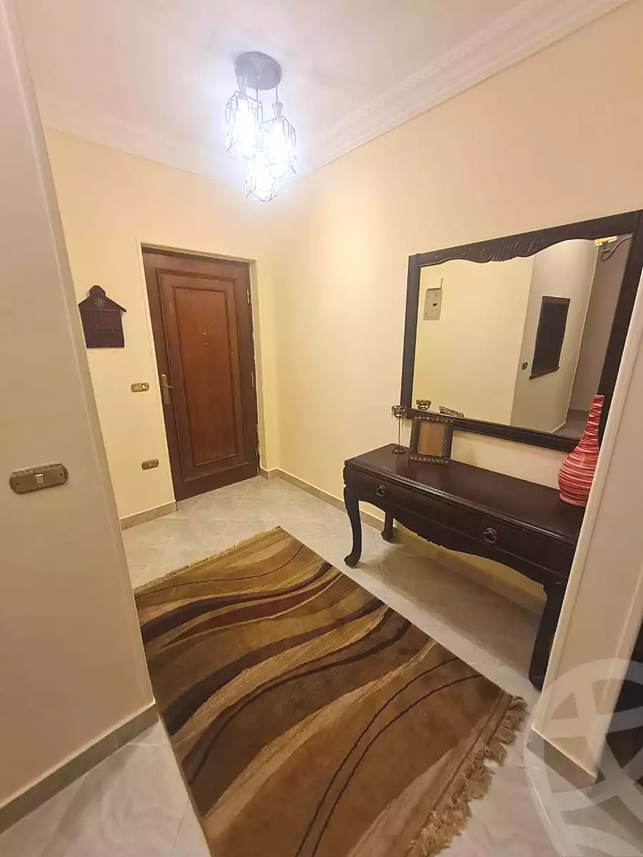 https://aqarmap.com.eg/ar/listing/7184881-for-rent-cairo-el-sheikh-zayed-city-compounds-hadayek-el-mohandiseen