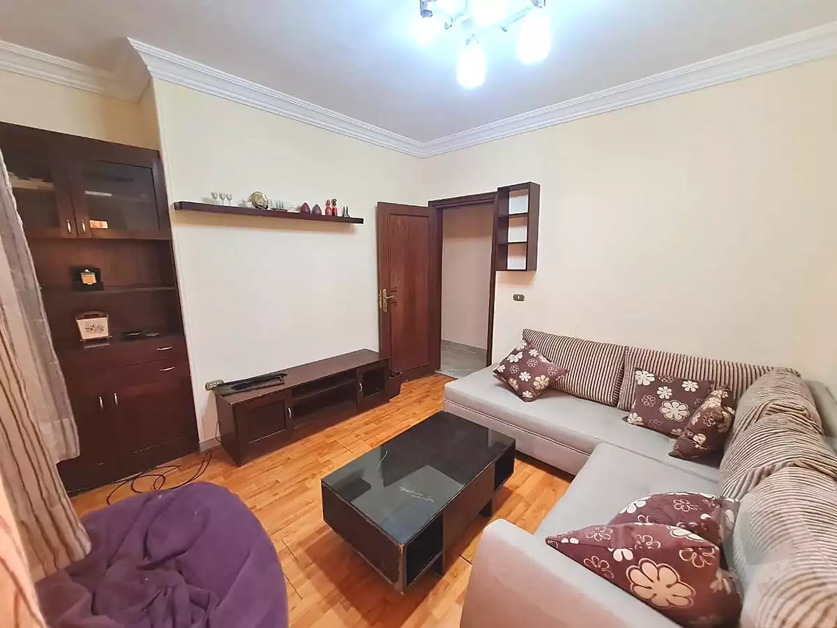 https://aqarmap.com.eg/ar/listing/7184881-for-rent-cairo-el-sheikh-zayed-city-compounds-hadayek-el-mohandiseen