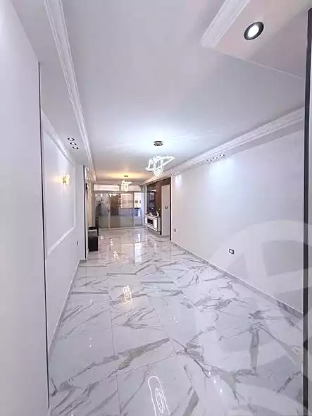 https://aqarmap.com.eg/ar/listing/7185102-for-sale-cairo-ain-shams-ahmed-esmat-st