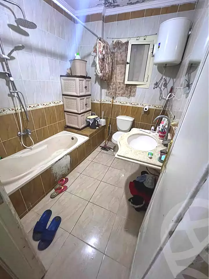 https://aqarmap.com.eg/ar/listing/7185512-for-sale-alexandria-sydy-bshr-sydy-bshr-bhry-street-17