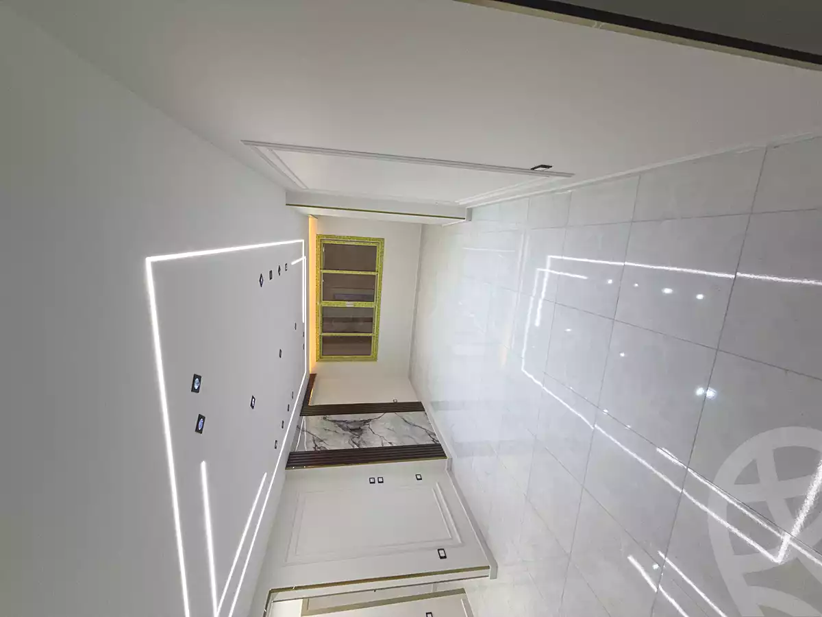 https://aqarmap.com.eg/en/listing/7185610-for-sale-cairo-el-haram-el-lebeny-soltan-khattab-st