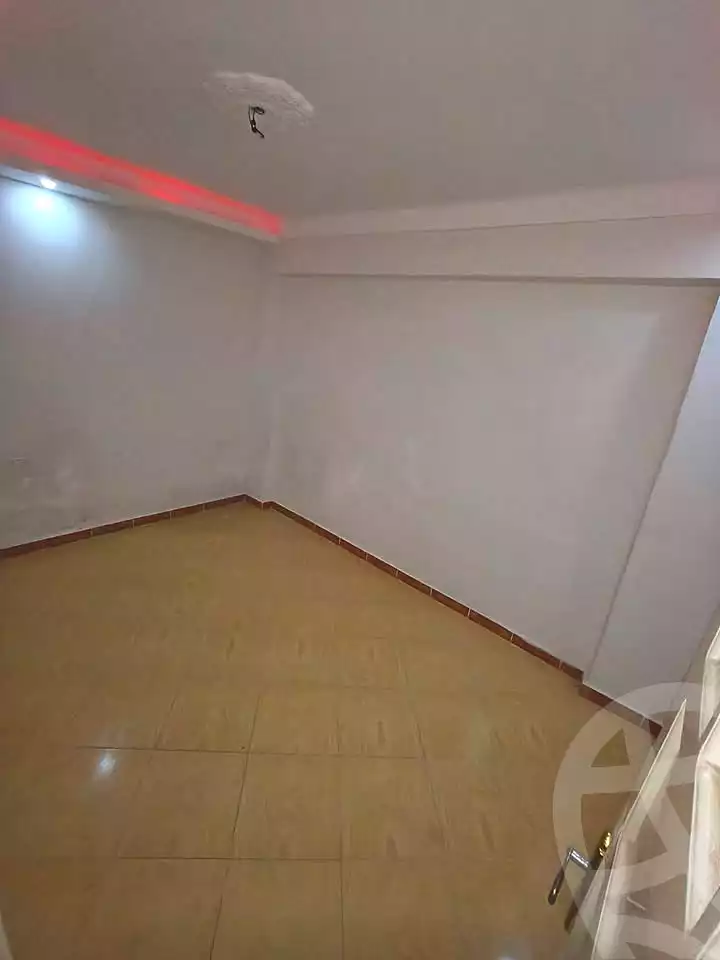 https://aqarmap.com.eg/ar/listing/7185841-for-sale-alexandria-lsywf-el-falki