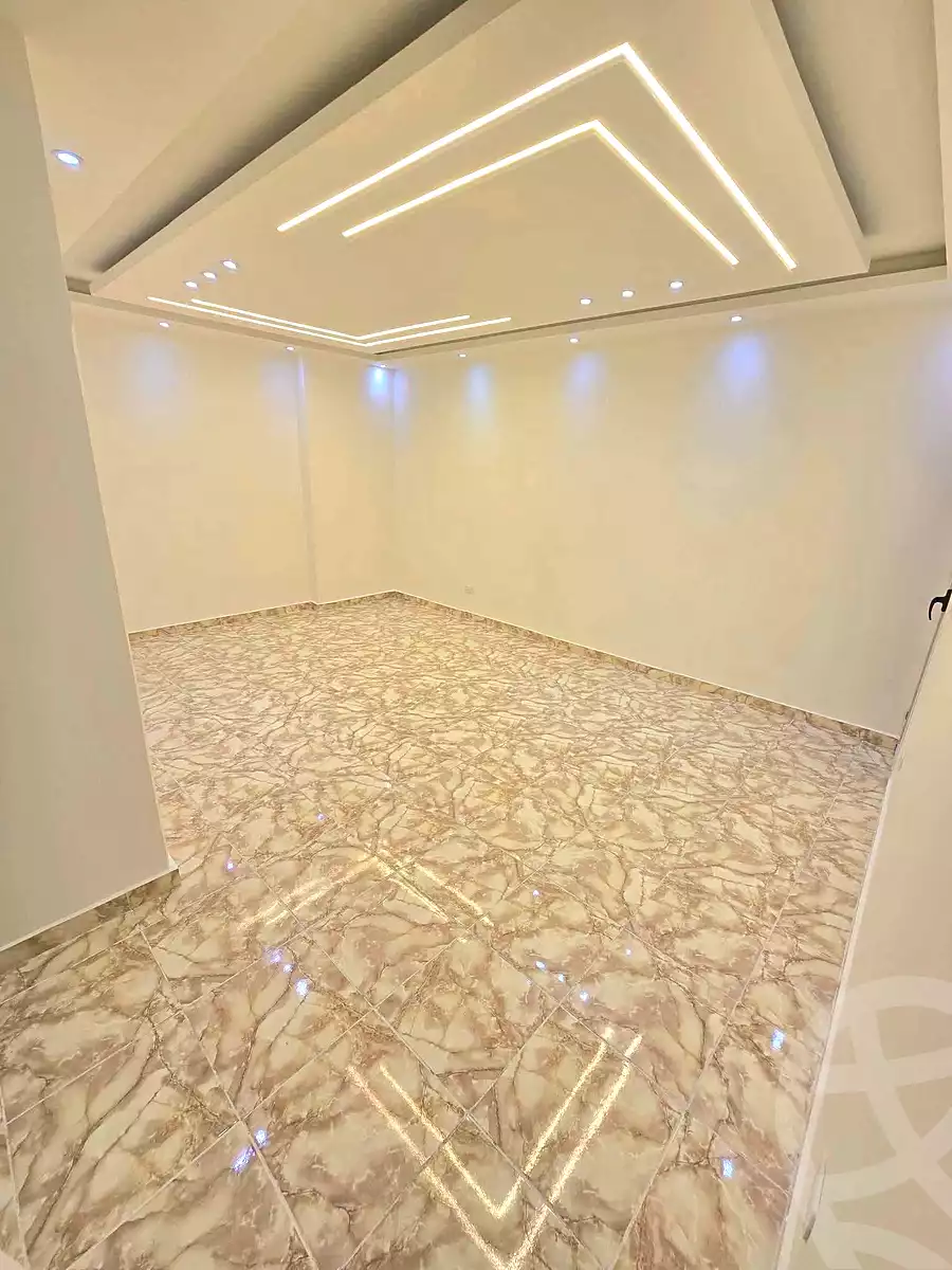 https://aqarmap.com.eg/en/listing/7185953-for-sale-alexandria-sydy-bshr-sydy-bshr-bhry-shr-khld-bn-lwlyd