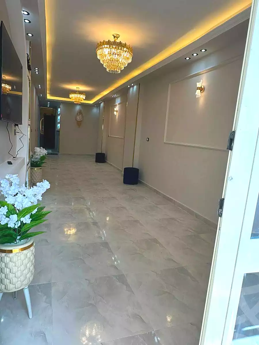 https://aqarmap.com.eg/ar/listing/7186020-for-sale-cairo-ain-shams-ahmed-esmat-st