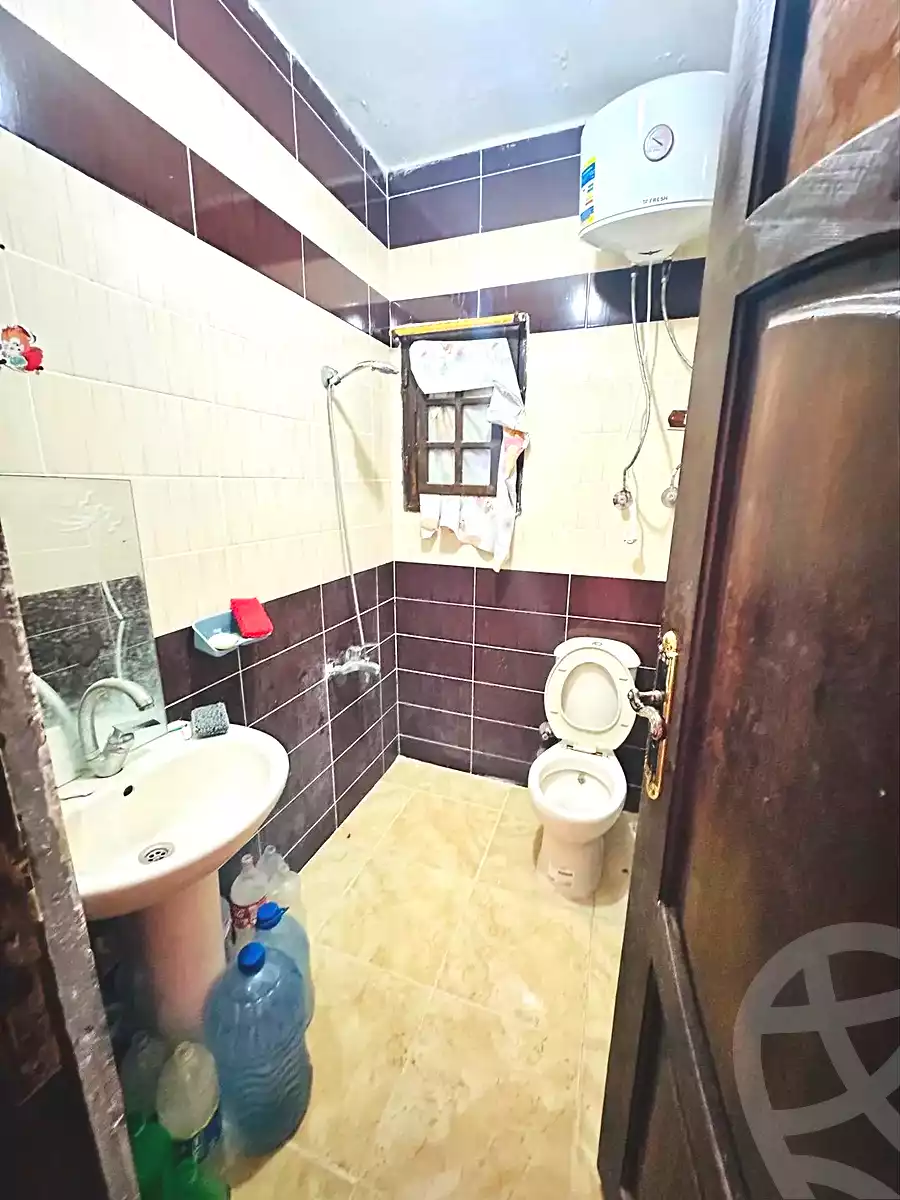 https://aqarmap.com.eg/en/listing/7186143-for-sale-alexandria-al-agamy-el-hanouvel-el-zahraa-city-st