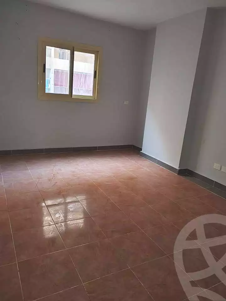 https://aqarmap.com.eg/ar/listing/7186162-for-rent-alexandria-el-montazah