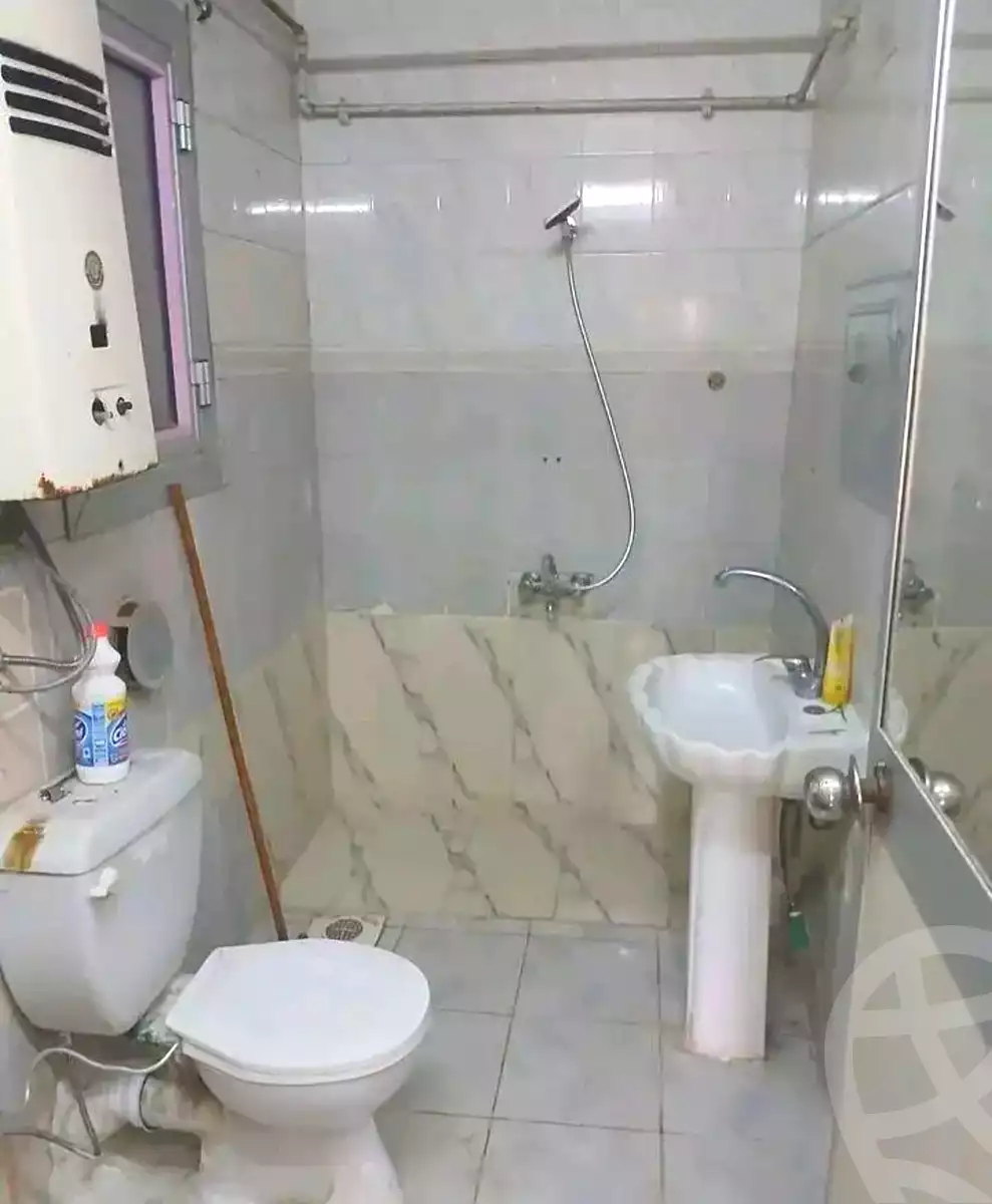 https://aqarmap.com.eg/en/listing/7186190-for-sale-alexandria-moharram-bey-tryq-qn-lswys