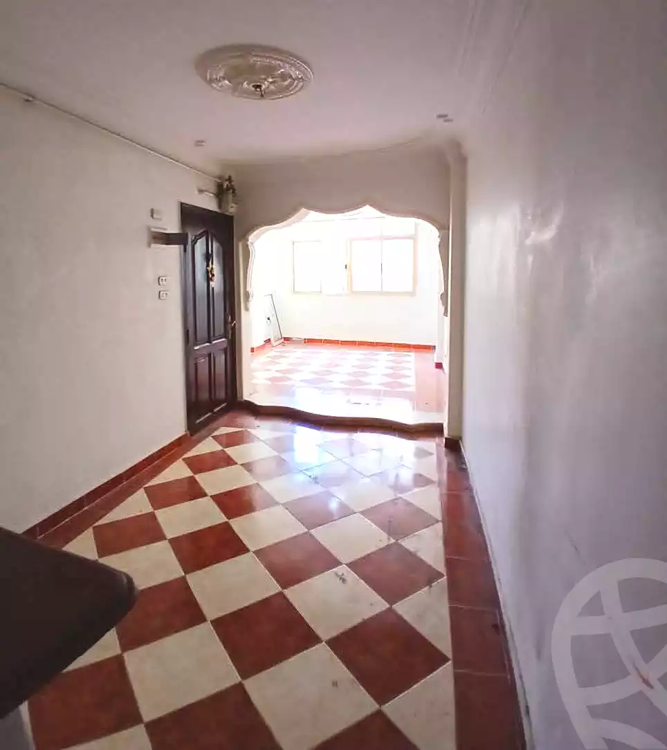 https://aqarmap.com.eg/ar/listing/7186239-for-sale-alexandria-lsywf-el-falki