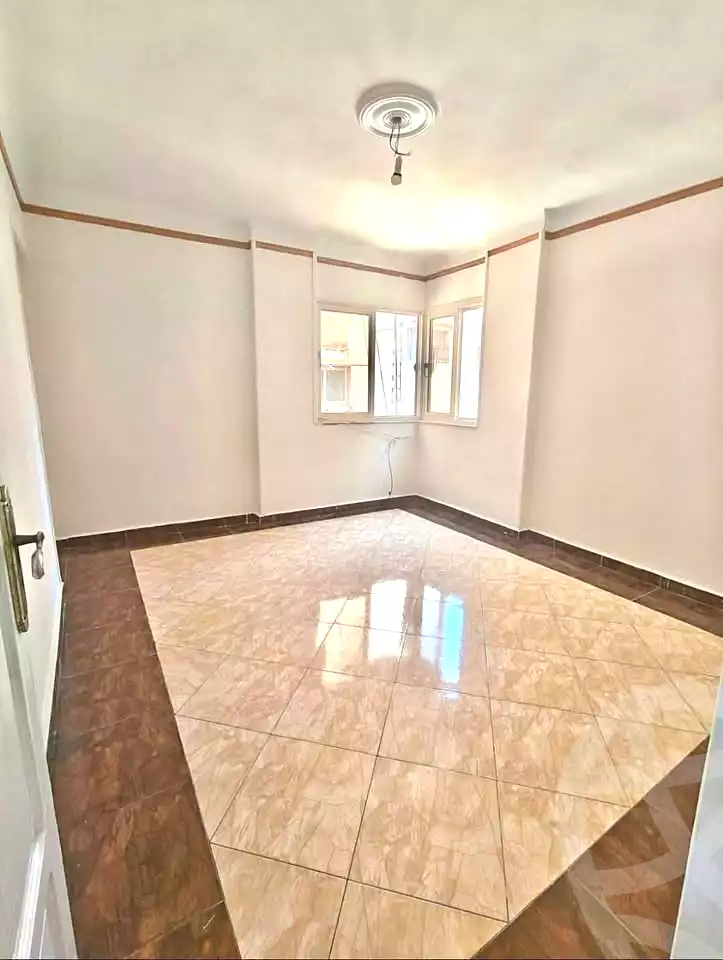 https://aqarmap.com.eg/en/listing/7186440-for-sale-alexandria-miami-45-street
