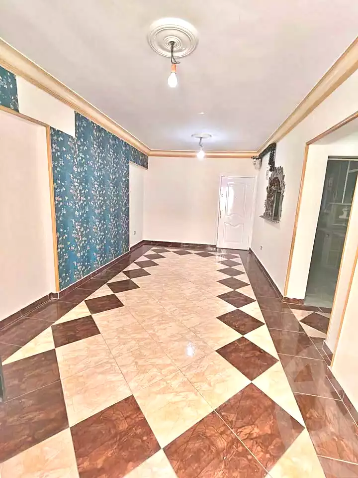 https://aqarmap.com.eg/en/listing/7186440-for-sale-alexandria-miami-45-street