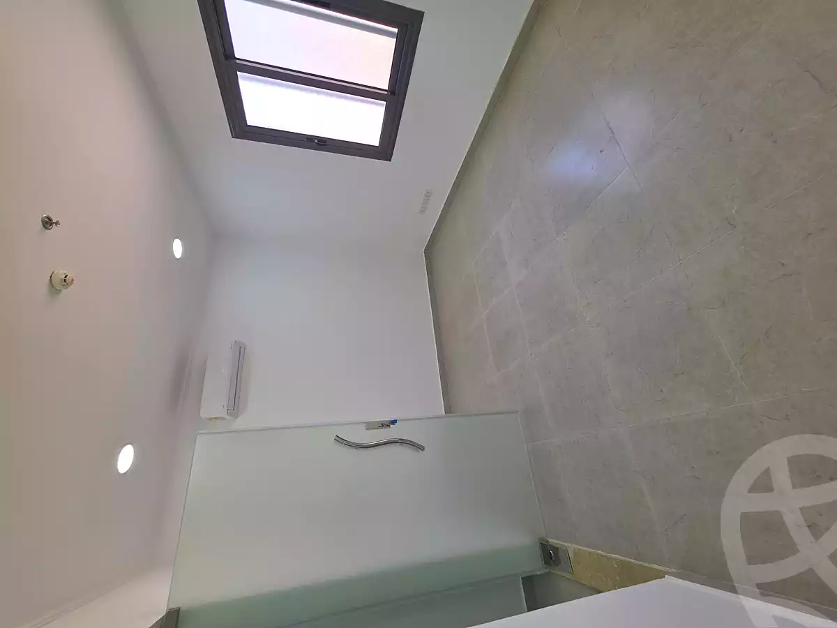 https://aqarmap.com.eg/ar/listing/7186751-for-sale-cairo-el-shorouk-compounds-hana-medical-complex-z-group