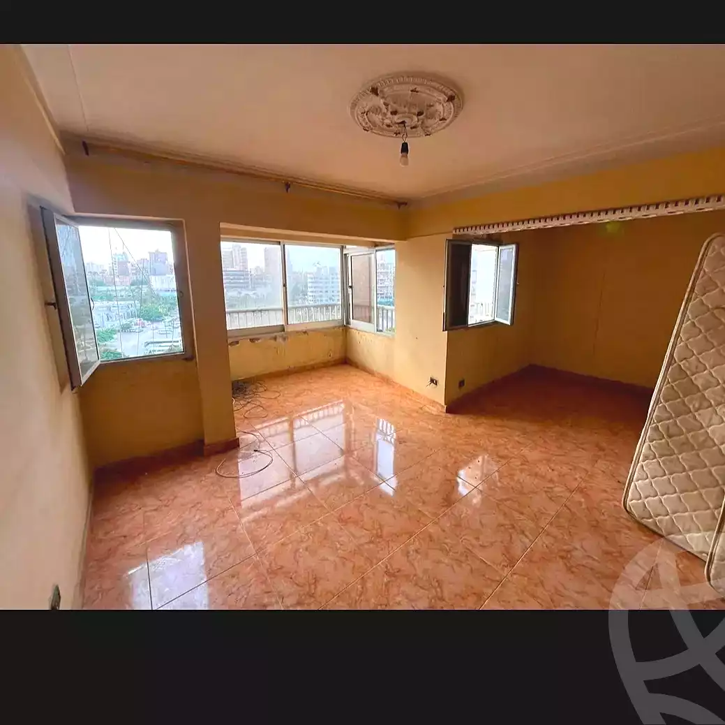 https://aqarmap.com.eg/en/listing/7186780-for-rent-alexandria-moharram-bey