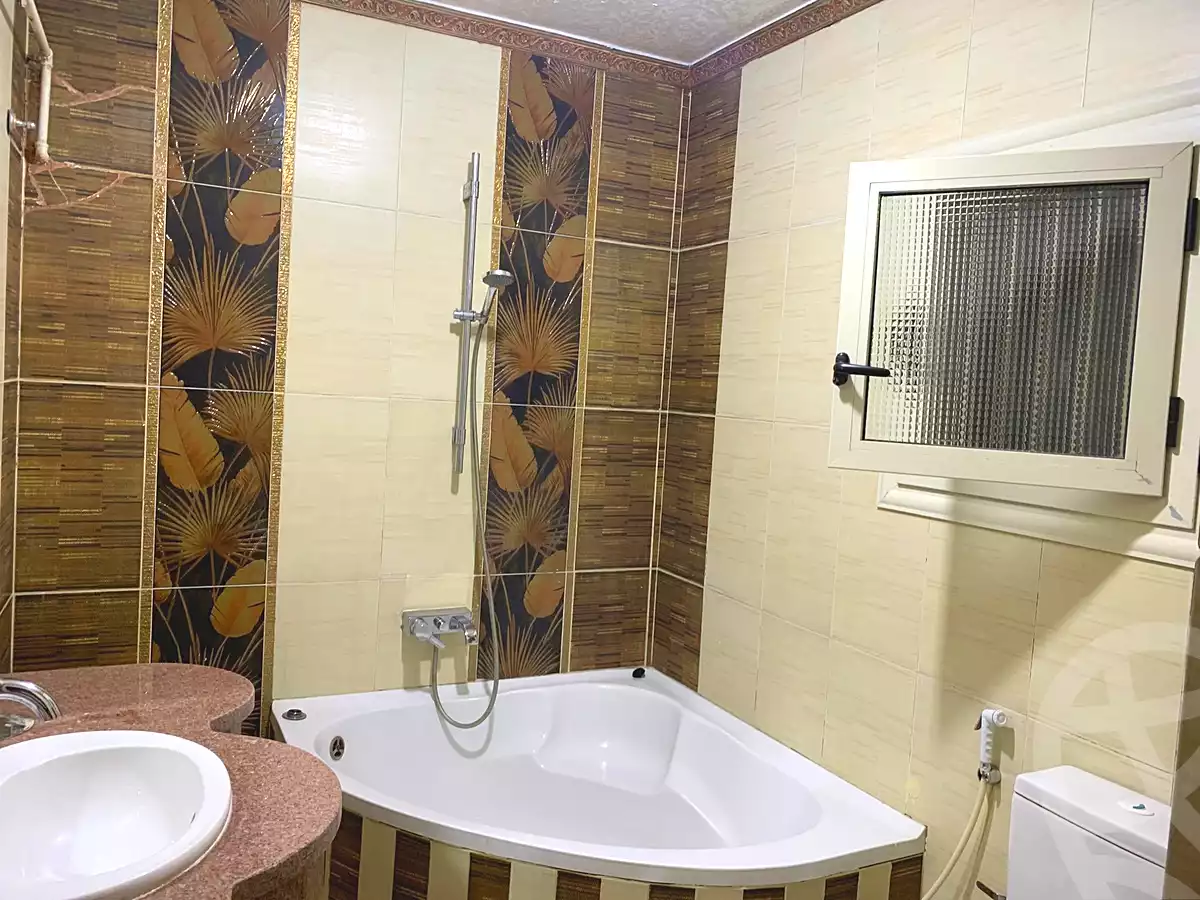 https://aqarmap.com.eg/ar/listing/7186933-for-rent-cairo-6th-of-october-el-ahyaa-neighborhood-7th-el-madina-el-monawwara-st