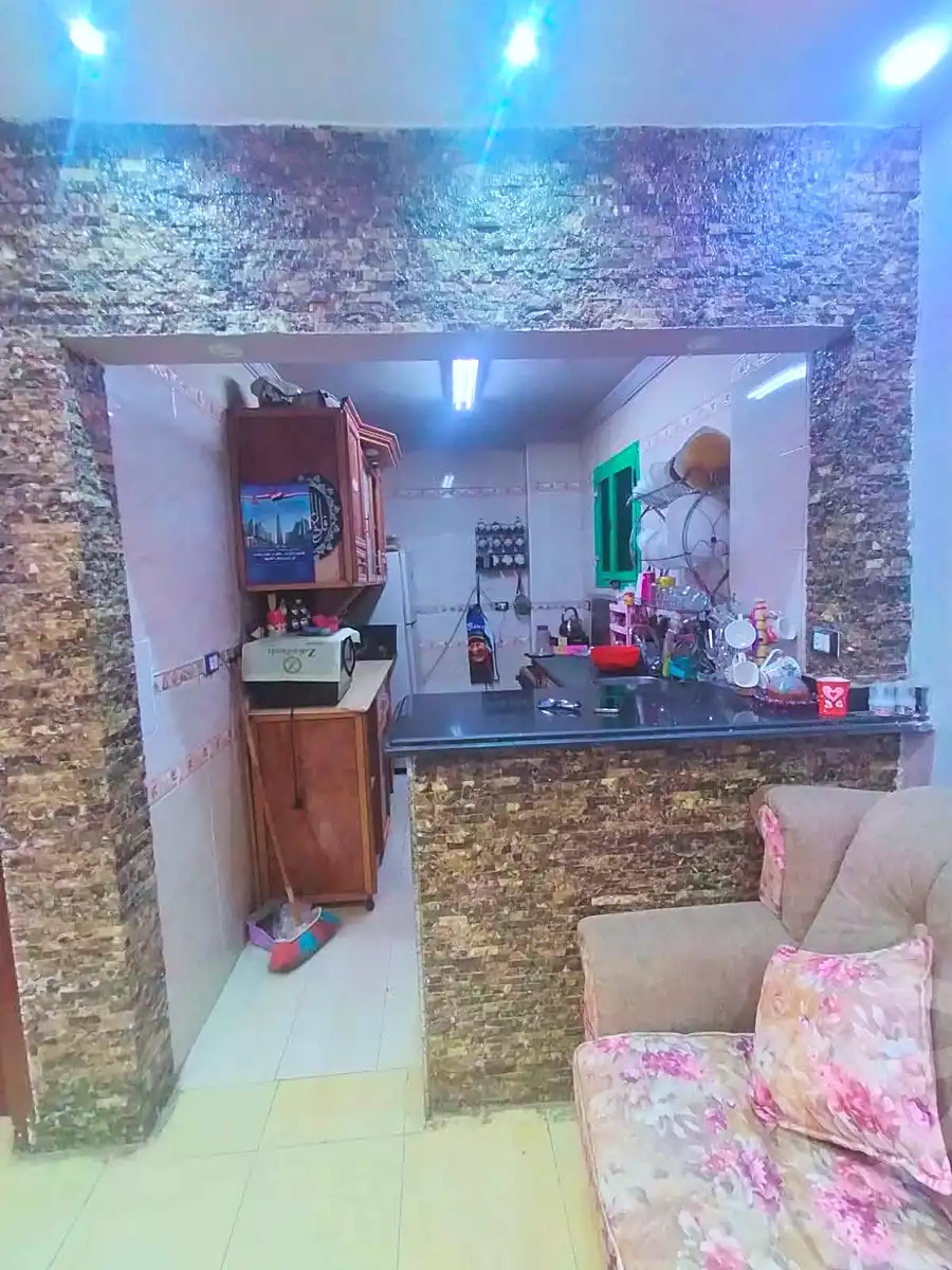 https://aqarmap.com.eg/ar/listing/7187374-for-sale-cairo-helwan-helwan-el-sharkeya-heidar-st
