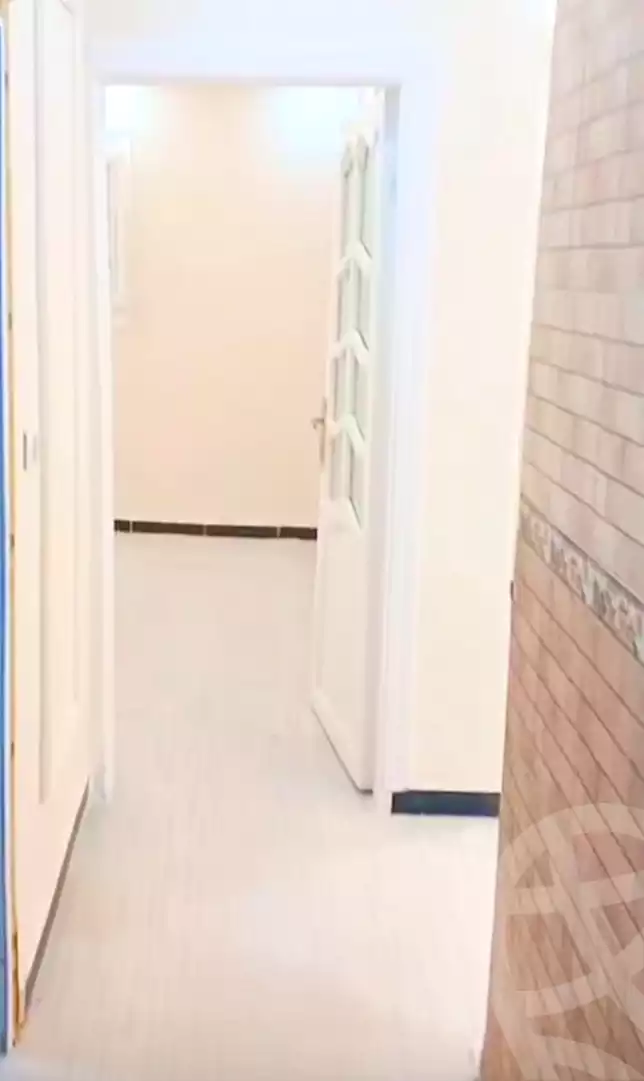 https://aqarmap.com.eg/en/listing/7187403-for-sale-alexandria-al-agamy-el-hanouvel-radwan-st