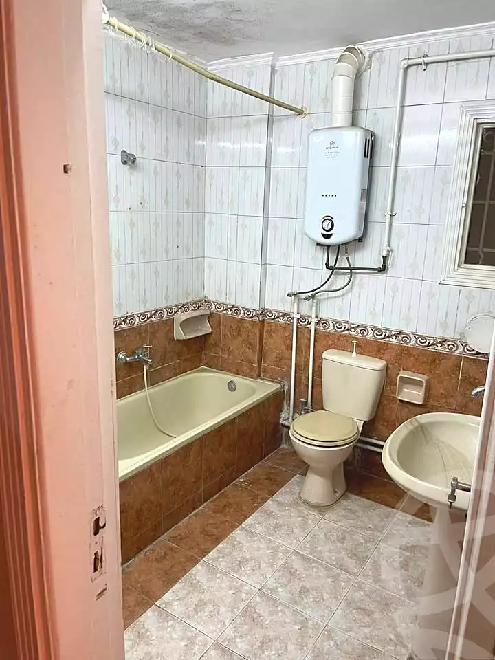 https://aqarmap.com.eg/en/listing/7187439-for-sale-cairo-hadayek-el-koba