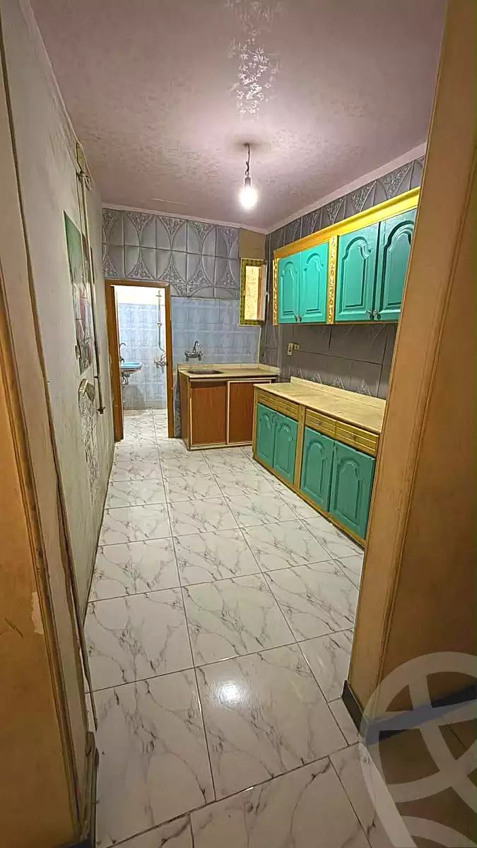 https://aqarmap.com.eg/ar/listing/7187518-for-sale-cairo-faisal-kafr-tohormos-queen-nazli-st