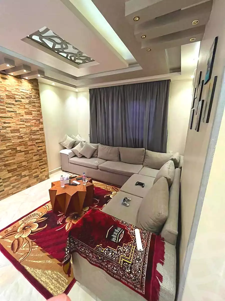 https://aqarmap.com.eg/ar/listing/7187752-for-sale-cairo-ain-shams-jsr-lswys