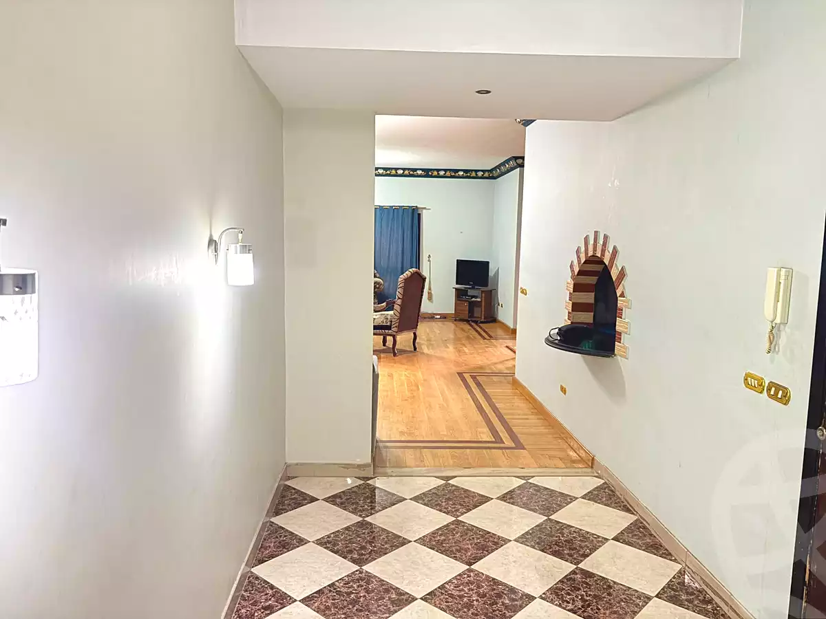 https://aqarmap.com.eg/ar/listing/7187727-for-rent-cairo-new-cairo-el-ahyaa-fourth-neighborhood-street-1