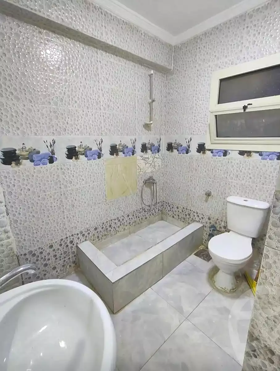 https://aqarmap.com.eg/ar/listing/7187743-for-sale-alexandria-el-asafra-l-sfr-bhry