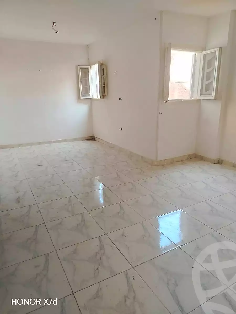 https://aqarmap.com.eg/ar/listing/7187955-for-rent-alexandria-al-agamy-el-hanouvel-yathreb-st