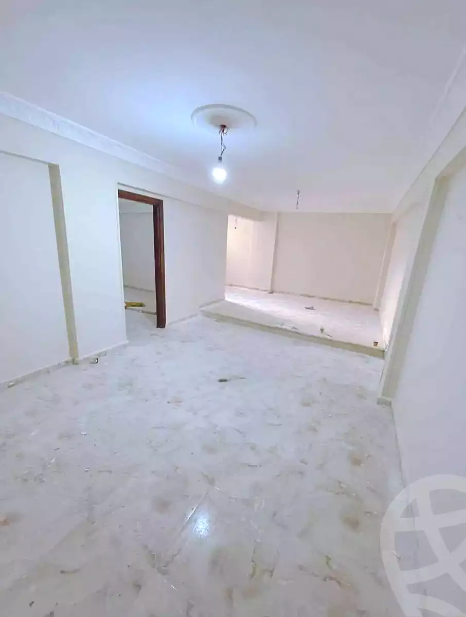 https://aqarmap.com.eg/ar/listing/7188003-for-sale-alexandria-al-agamy-lbytsh-qased-kareem-st