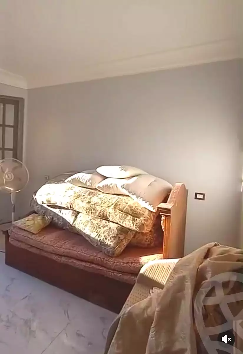 https://aqarmap.com.eg/ar/listing/7188203-for-sale-alexandria-al-agamy-bw-ywsf-hosni-mubarak-st