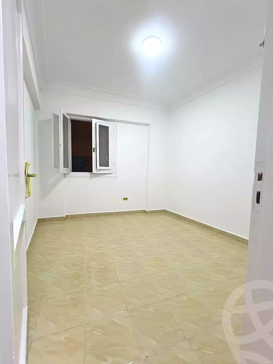 https://aqarmap.com.eg/en/listing/7188348-for-sale-alexandria-al-agamy-shataa-el-nakheel