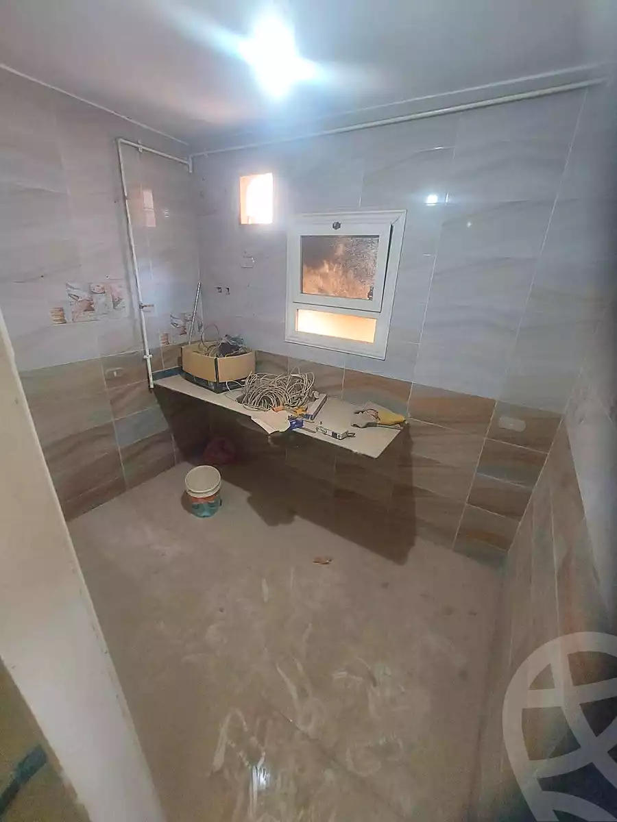 https://aqarmap.com.eg/ar/listing/7188512-for-sale-cairo-helwan-el-shareaa-el-sharby-st