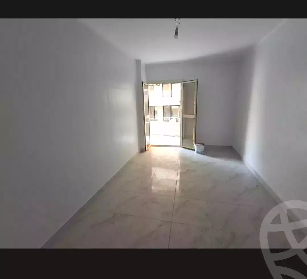 https://aqarmap.com.eg/ar/listing/7188534-for-sale-alexandria-miami-el-gaish-rd-st