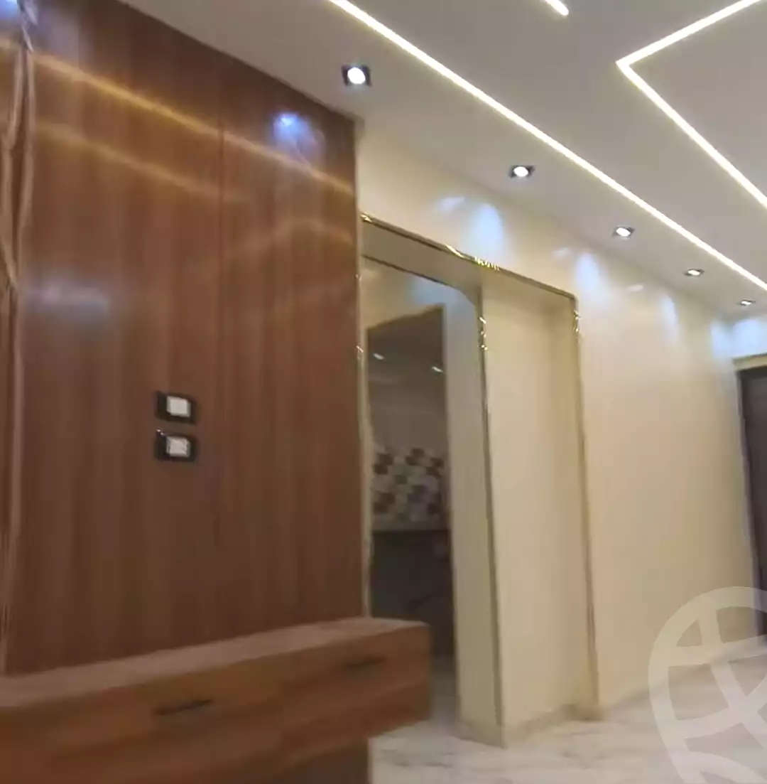 https://aqarmap.com.eg/ar/listing/7188740-for-sale-cairo-elnozha-Streettt-27