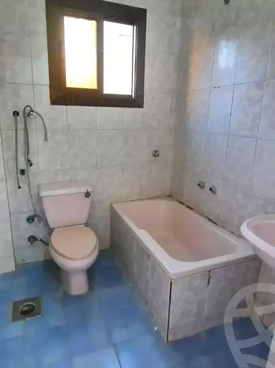 https://aqarmap.com.eg/en/listing/7189089-for-sale-alexandria-al-agamy-shataa-el-nakheel