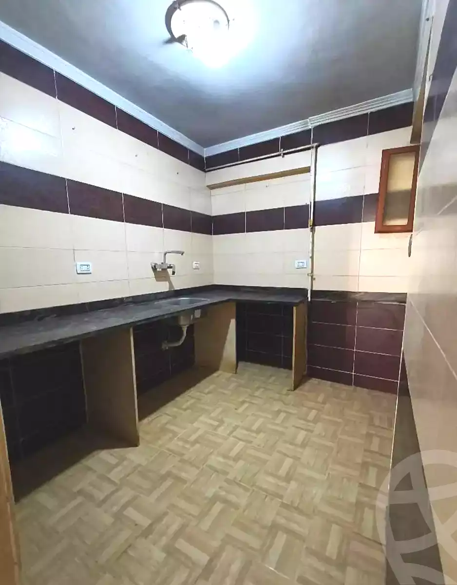https://aqarmap.com.eg/ar/listing/7189131-for-rent-alexandria-sydy-bshr-sydy-bshr-bhry-ali-hipa-st