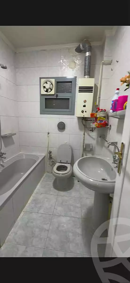https://aqarmap.com.eg/en/listing/7189413-for-rent-cairo-el-haram-bolak-el-dakror