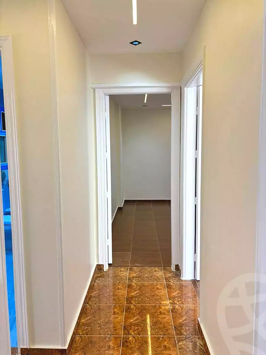 https://aqarmap.com.eg/ar/listing/7189845-for-sale-alexandria-sydy-bshr-sydy-bshr-bhry