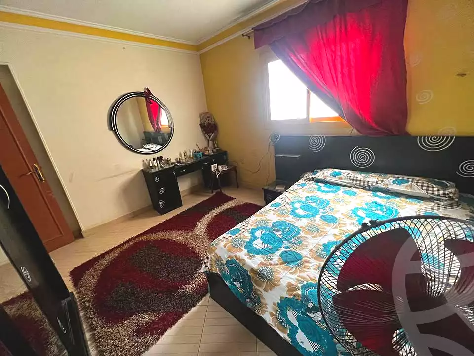 https://aqarmap.com.eg/en/listing/7189844-for-sale-cairo-el-haram-shareaa-el-talateny