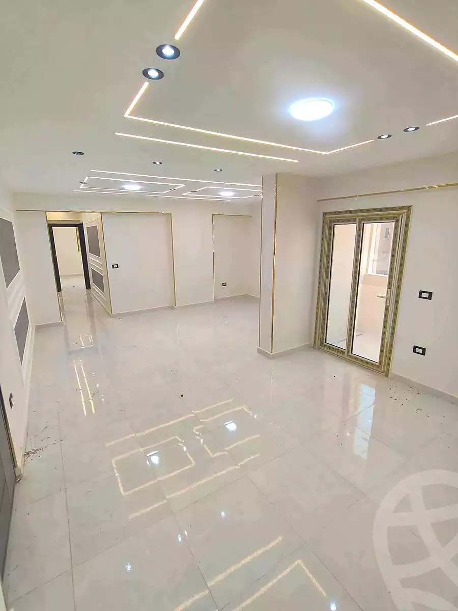 https://aqarmap.com.eg/ar/listing/7189849-for-sale-alexandria-miami-mahmoud-el-isawy-st