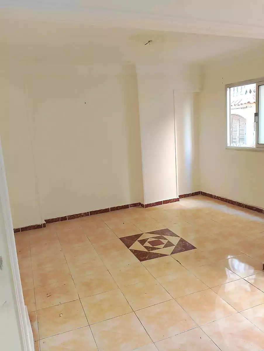 https://aqarmap.com.eg/ar/listing/7189857-for-sale-alexandria-sydy-bshr-sydy-bshr-bhry-ali-pasha-ibrahim-st