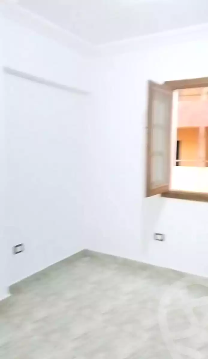 https://aqarmap.com.eg/ar/listing/7189961-for-sale-alexandria-new-miami-eskot