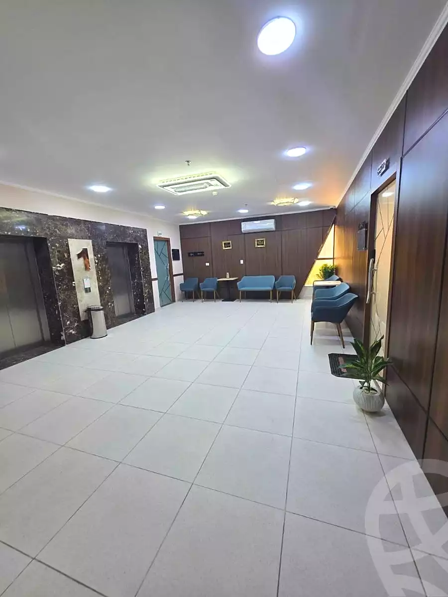 https://aqarmap.com.eg/ar/listing/7190311-for-sale-cairo-el-shorouk-compounds-hana-medical-complex-z-group