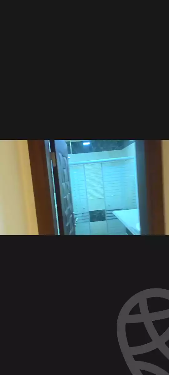 https://aqarmap.com.eg/ar/listing/7190461-for-sale-cairo-new-cairo-south-investors-mohammed-nagib-axis-st
