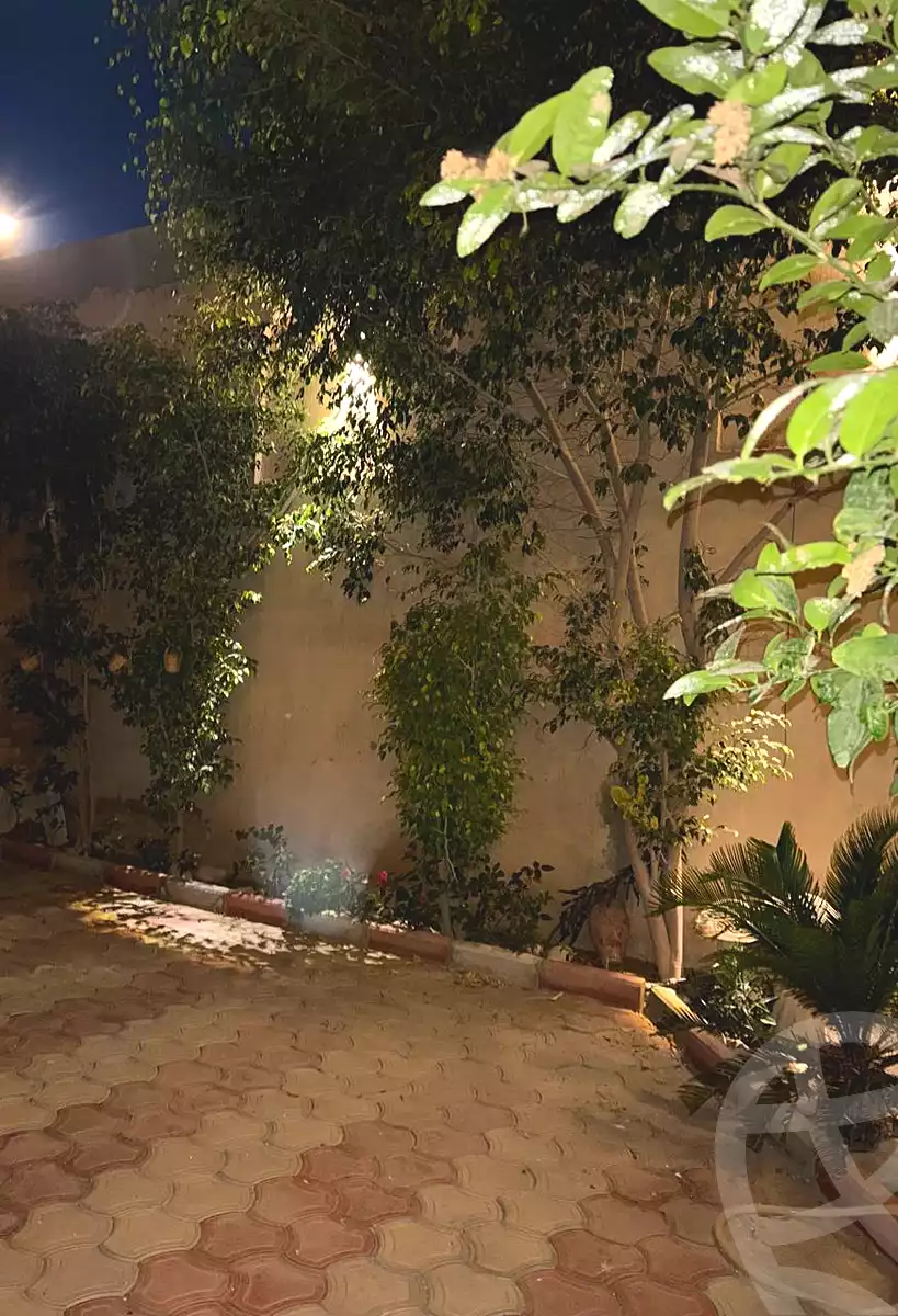 https://aqarmap.com.eg/en/listing/7190473-for-sale-cairo-new-cairo-compounds-kmbwnd-lnkhyl